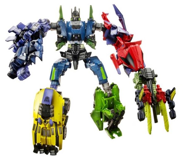 Transformers Fall Of Cybertron Bruticus Activision Hasbro Comparison  (10 of 22)